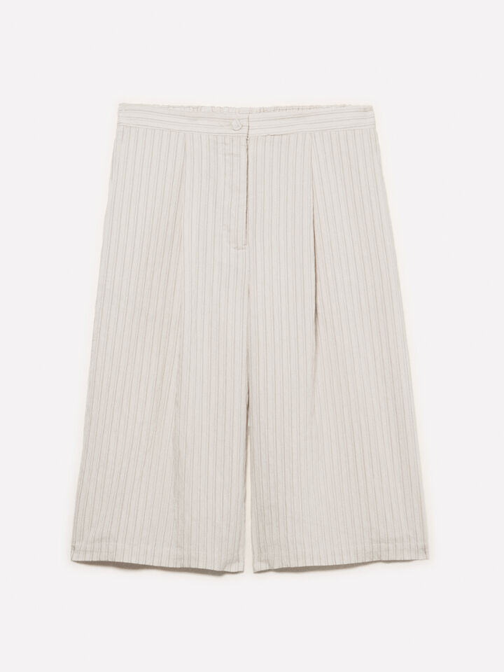 Cream white striped bermudas - women's shorts - Creamy White | Sisley image number 5